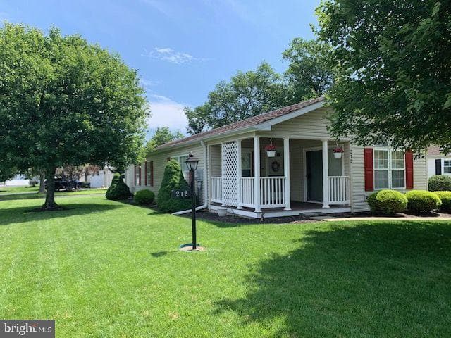 212 Dove Court photo 4