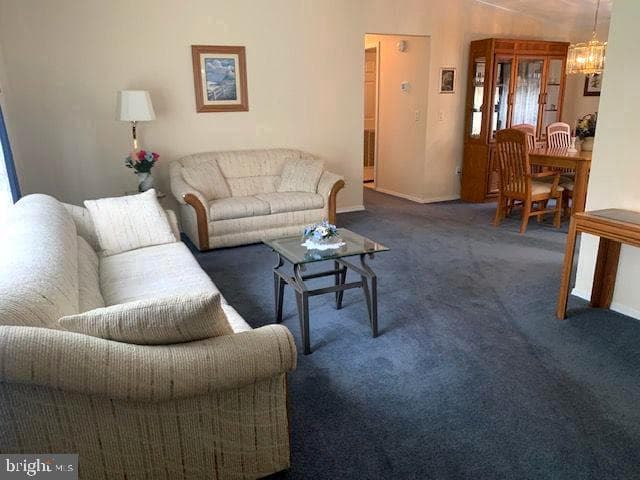 212 Dove Court photo 8