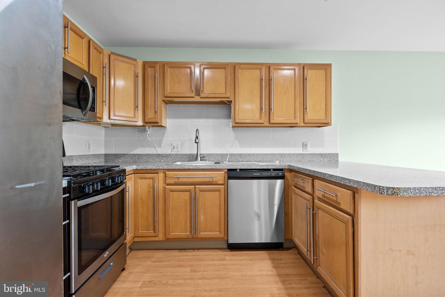 723 Dell Court photo 13