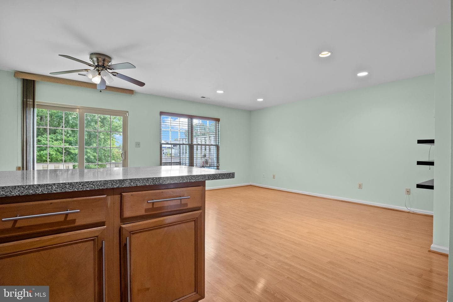 723 Dell Court photo 15