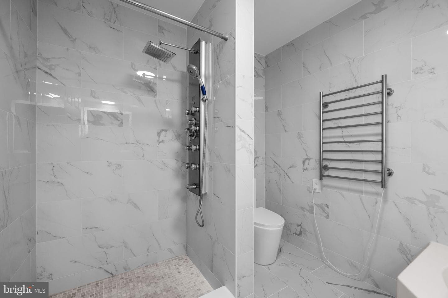 723 Dell Court photo 24