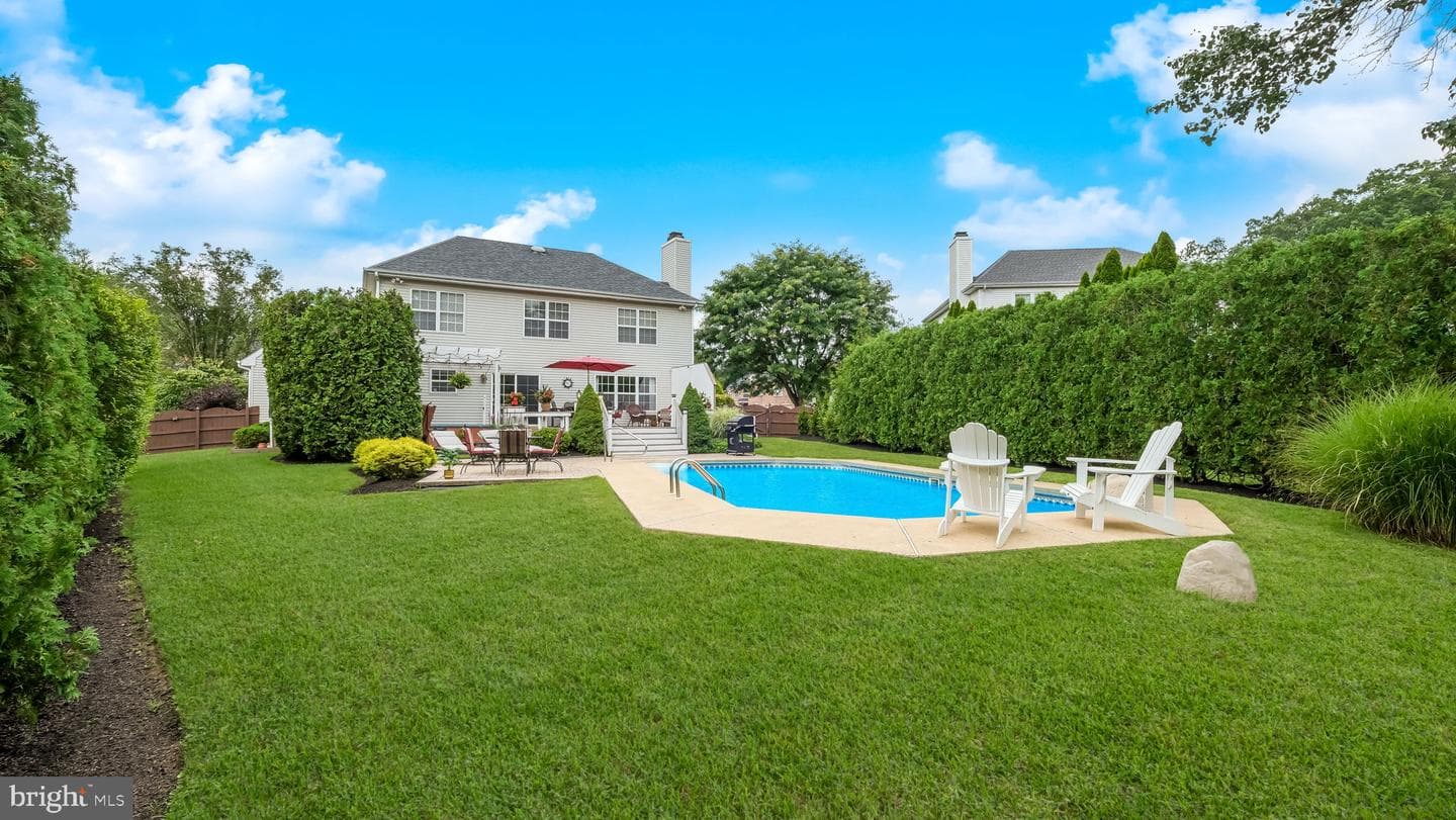 104 Equestrian Drive photo 41