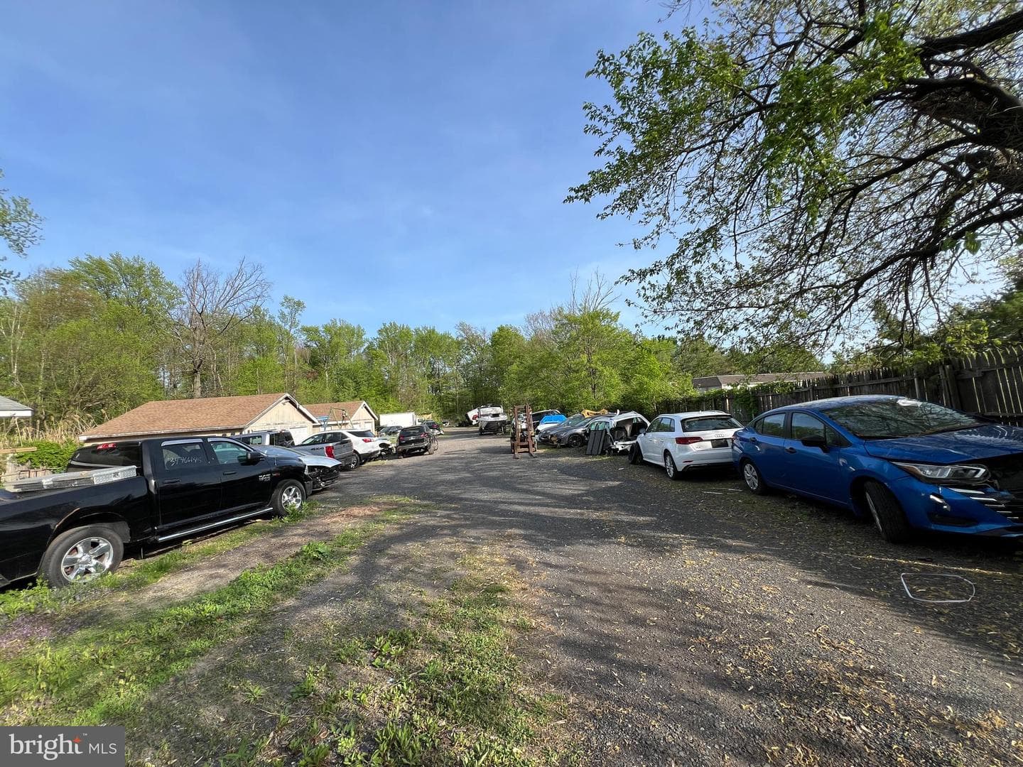 3727 Hulmeville Road photo 3