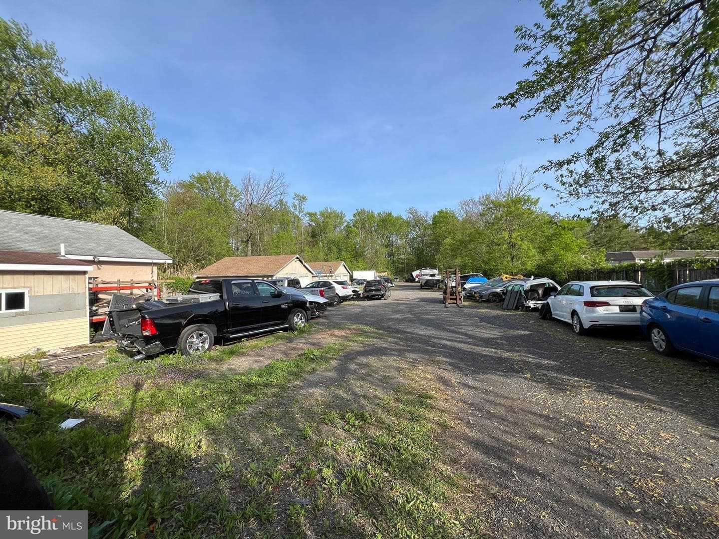 3727 Hulmeville Road photo 4