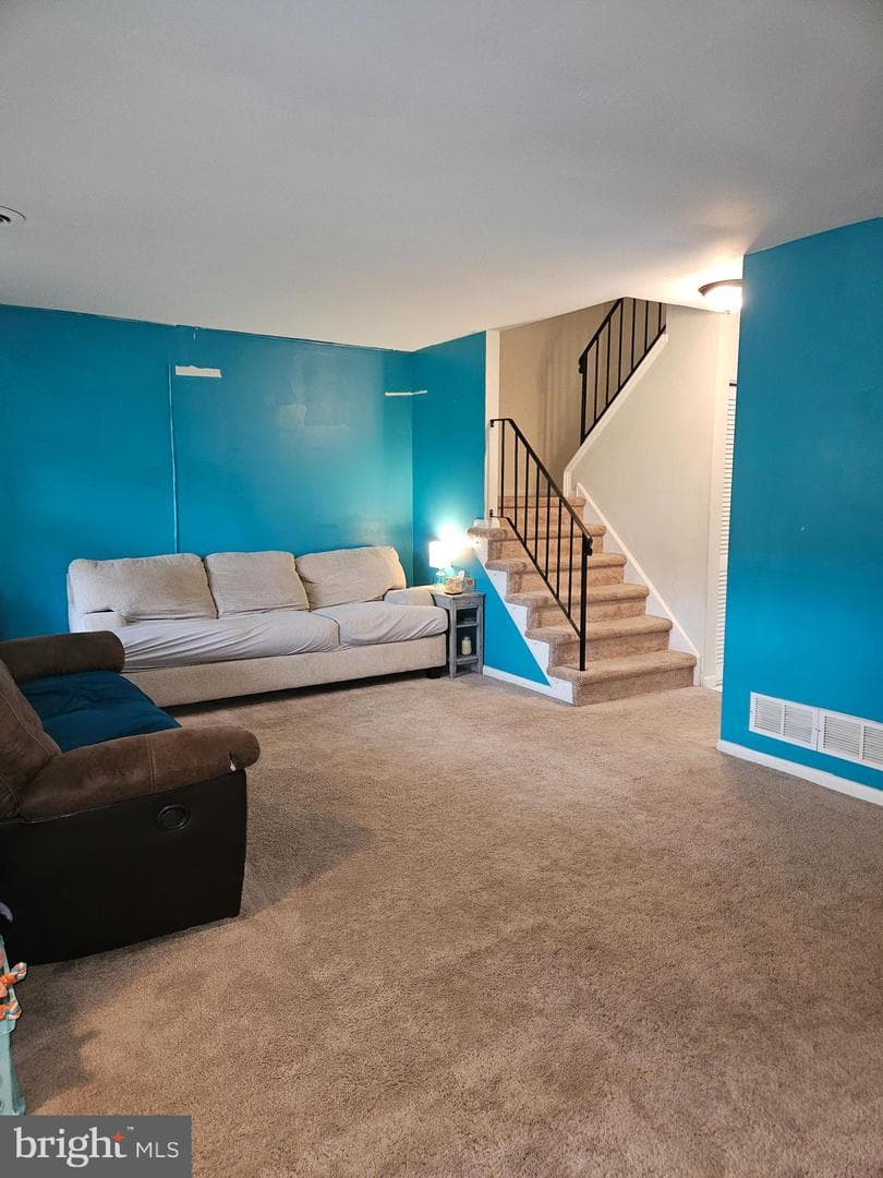 104 Laurel Court photo 6