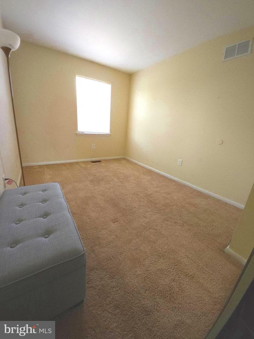 104 Laurel Court photo 9