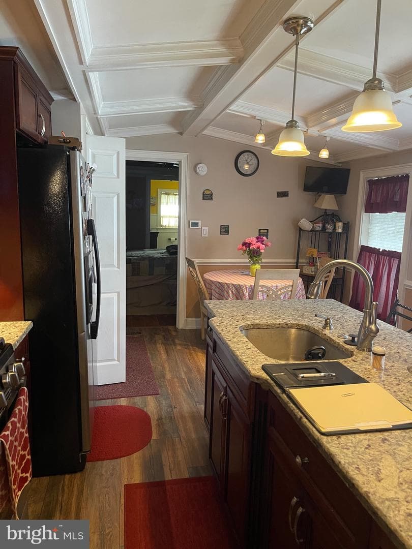 3561 Rose Avenue photo 5