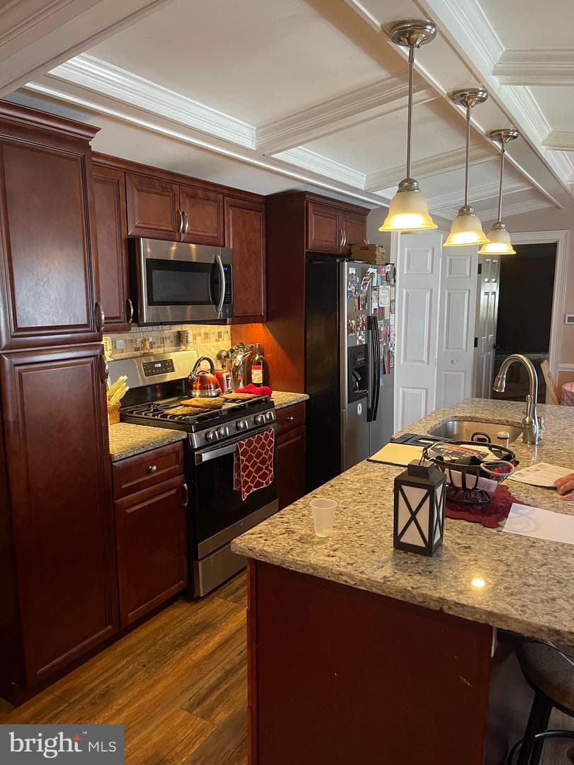 3561 Rose Avenue photo 7