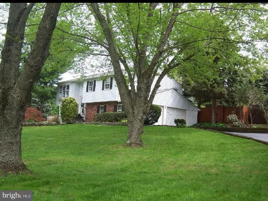 35 Beverly Drive photo 3