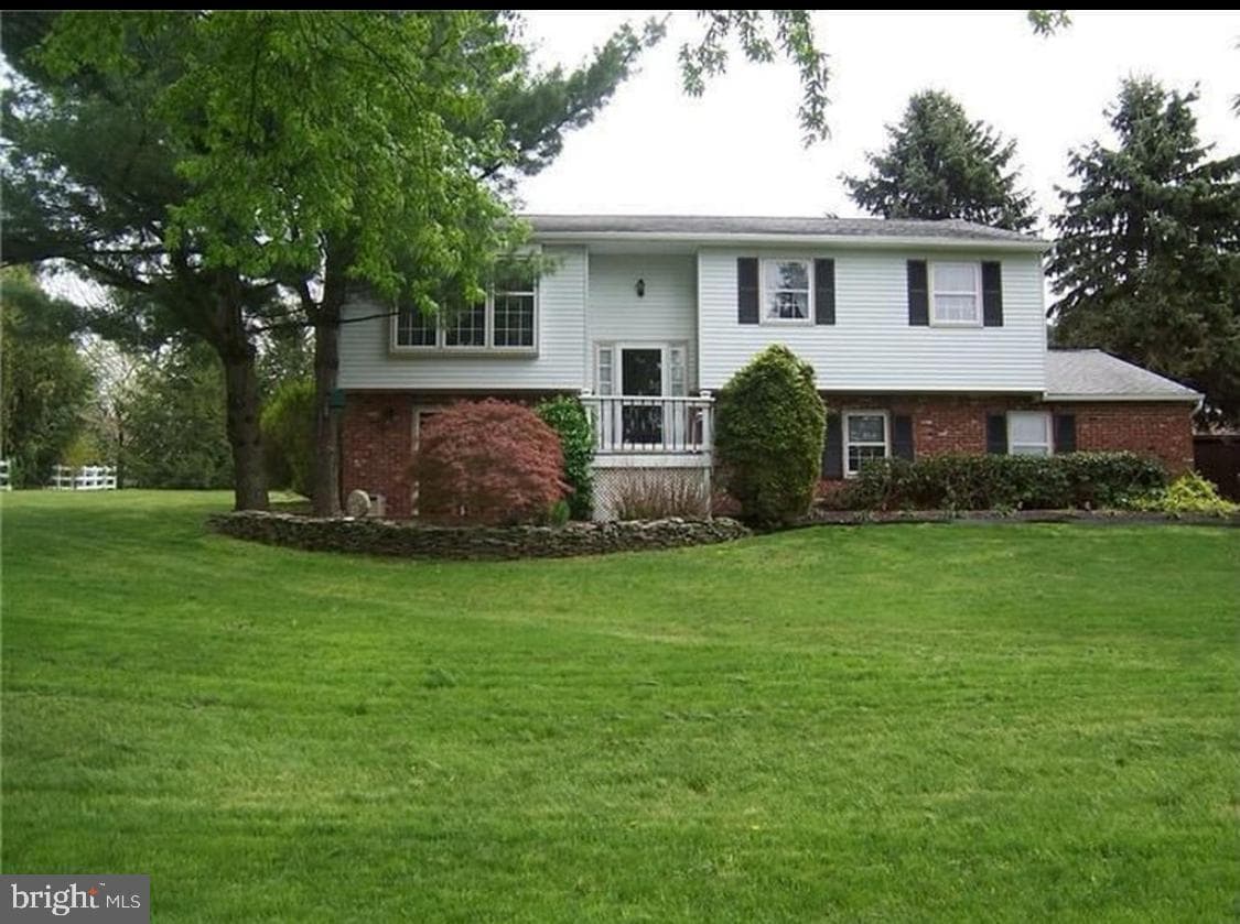 35 Beverly Drive photo 42