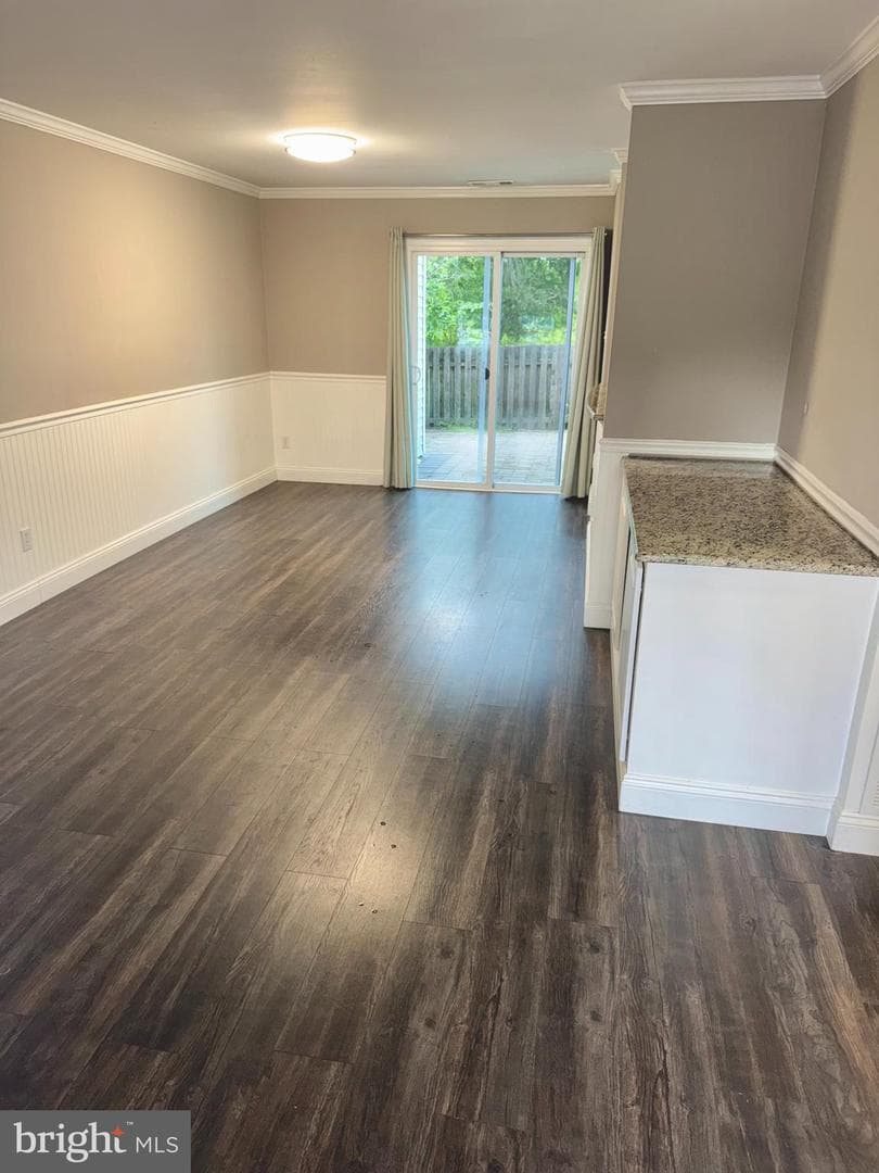 13 Everett Drive photo 3