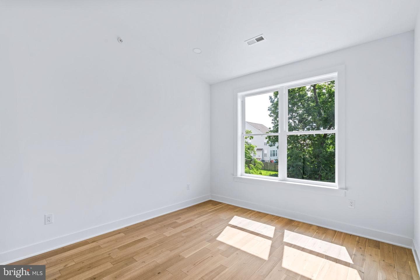 681 Provident Road photo 22