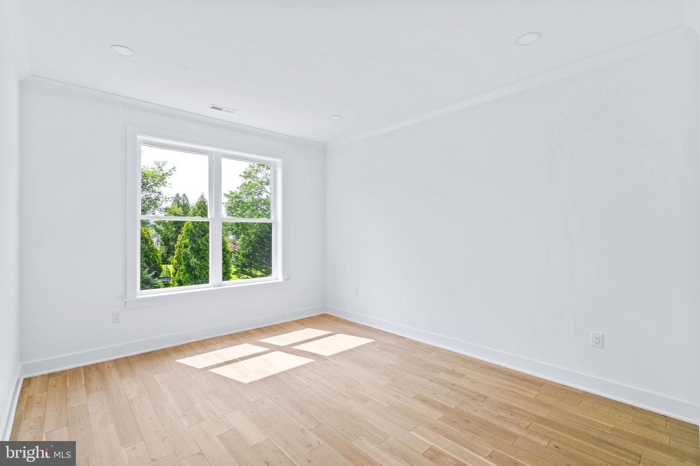 681 Provident Road photo 23