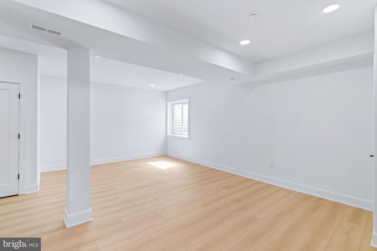681 Provident Road photo 28