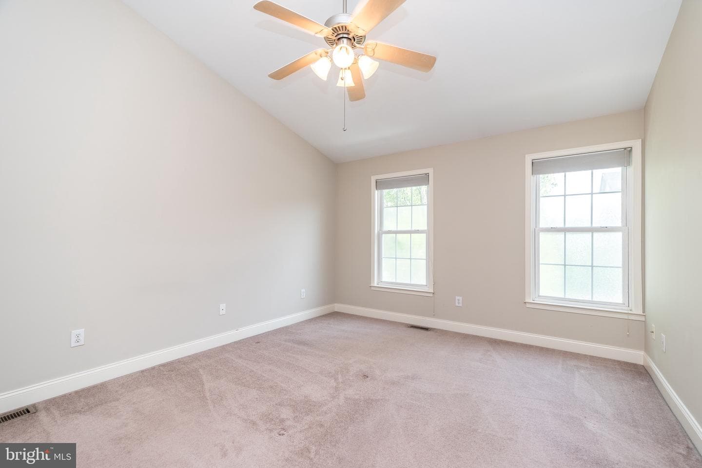 3138 E Brighton Street #37 photo 33