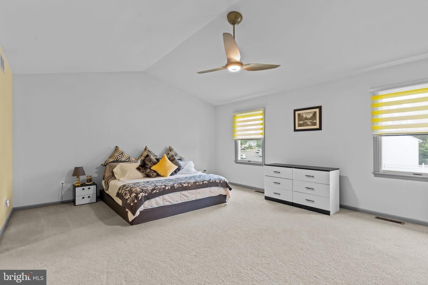987 Highpointe Circle photo 18