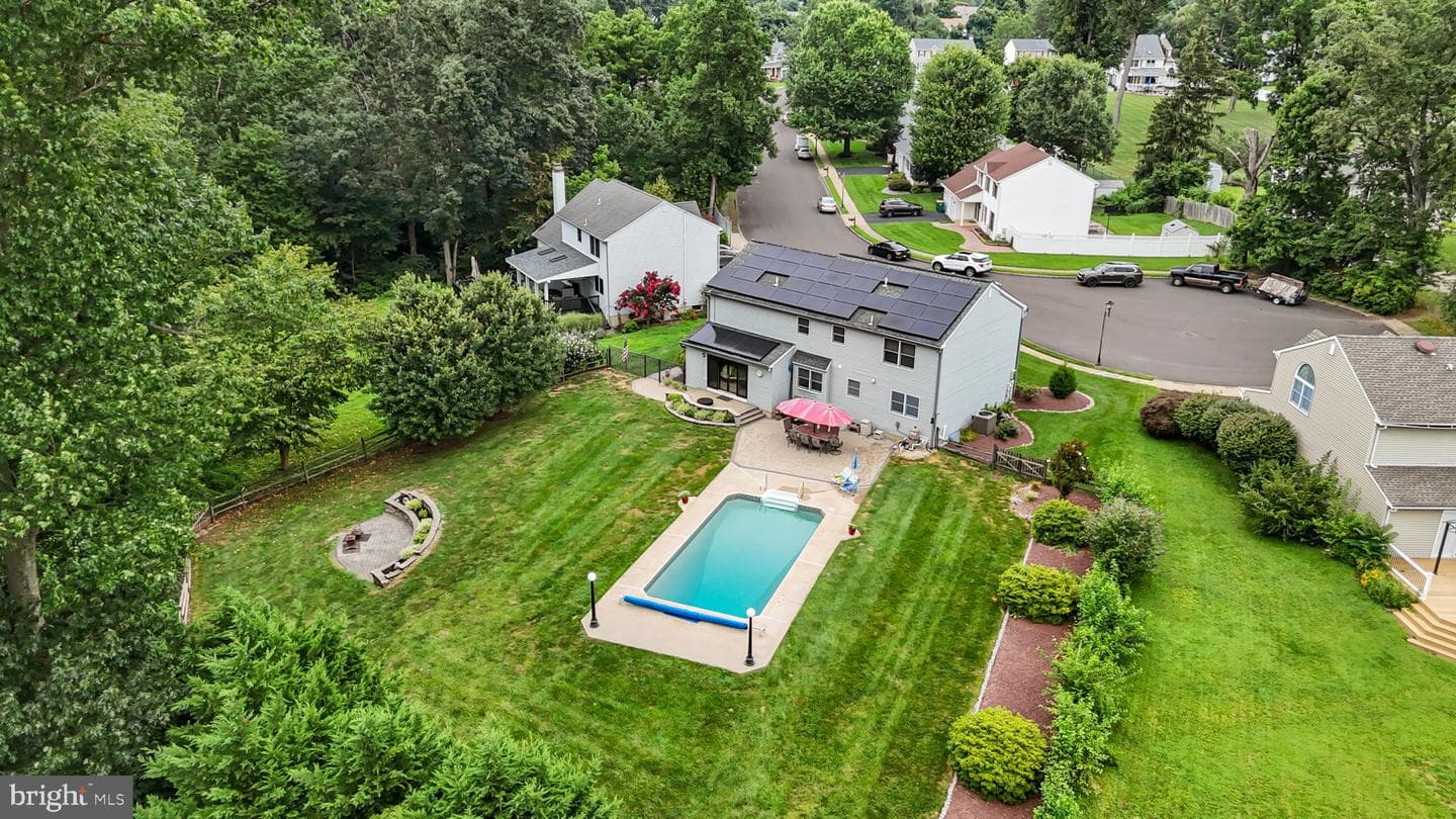 987 Highpointe Circle photo 43
