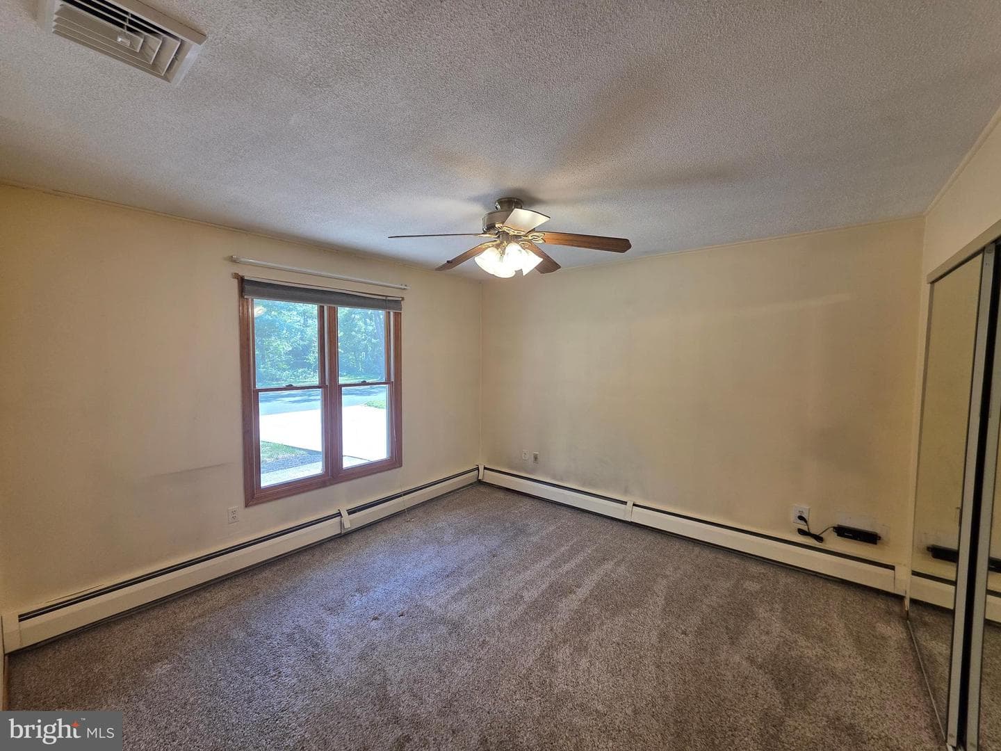 1 Mistletoe Lane photo 18