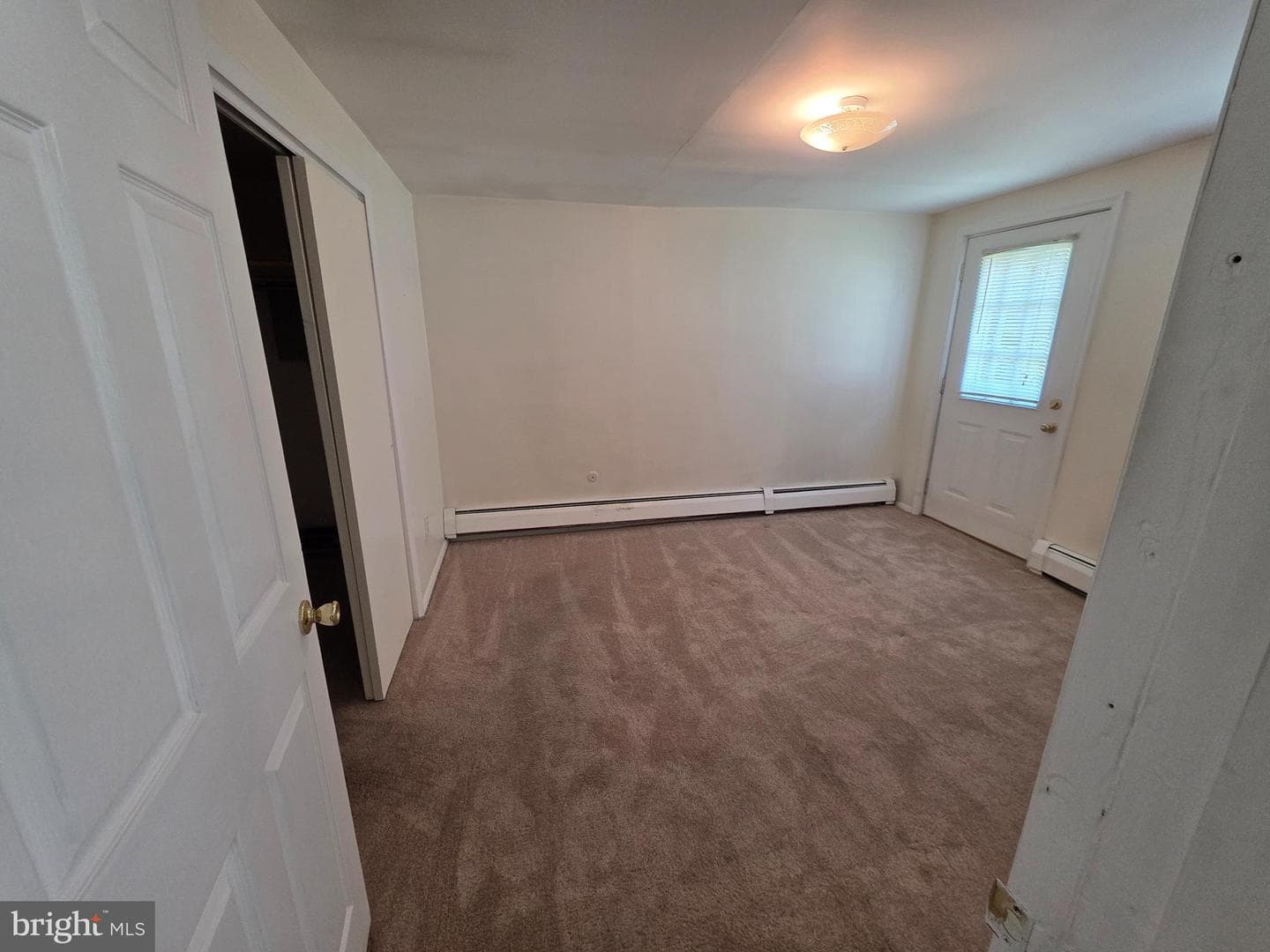 1 Mistletoe Lane photo 44