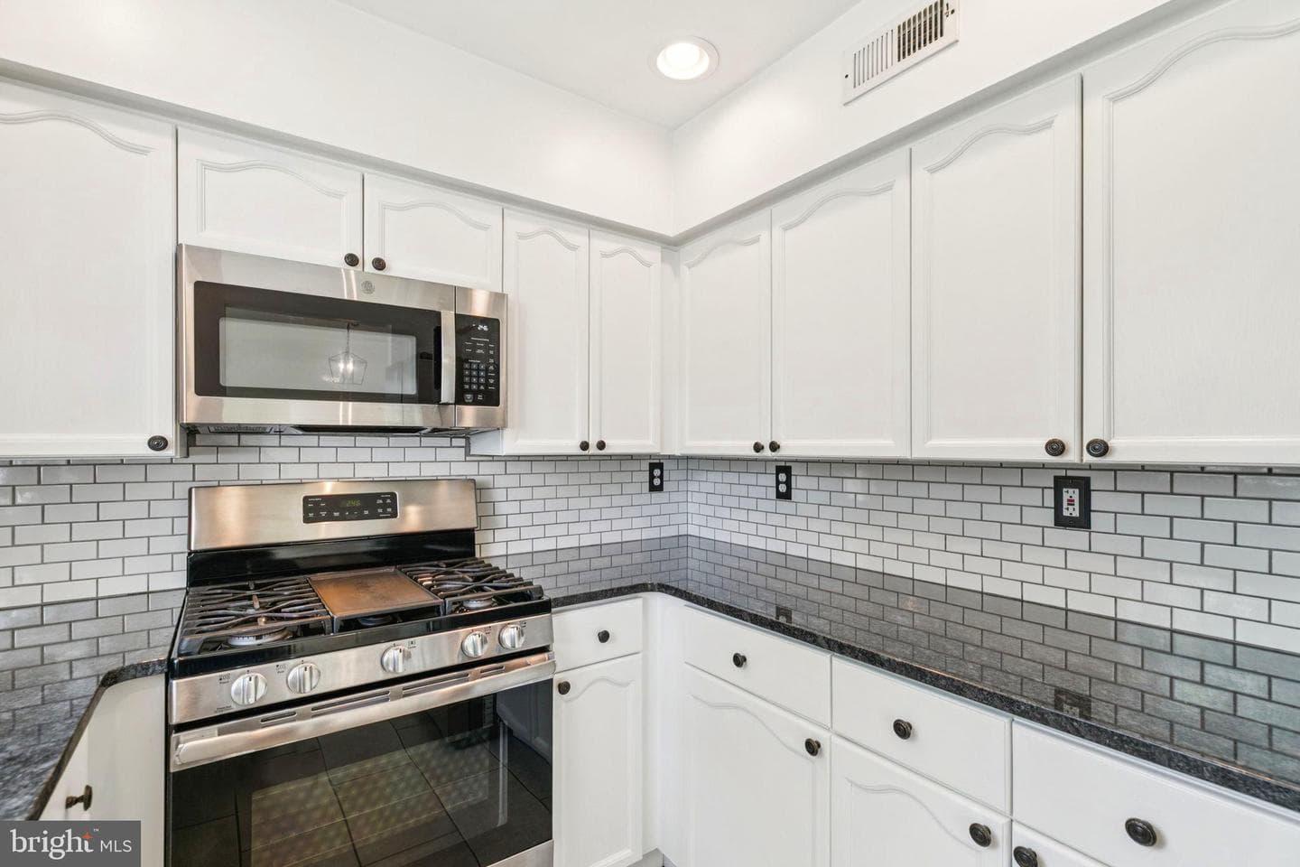 5531 Rinker Circle photo 10