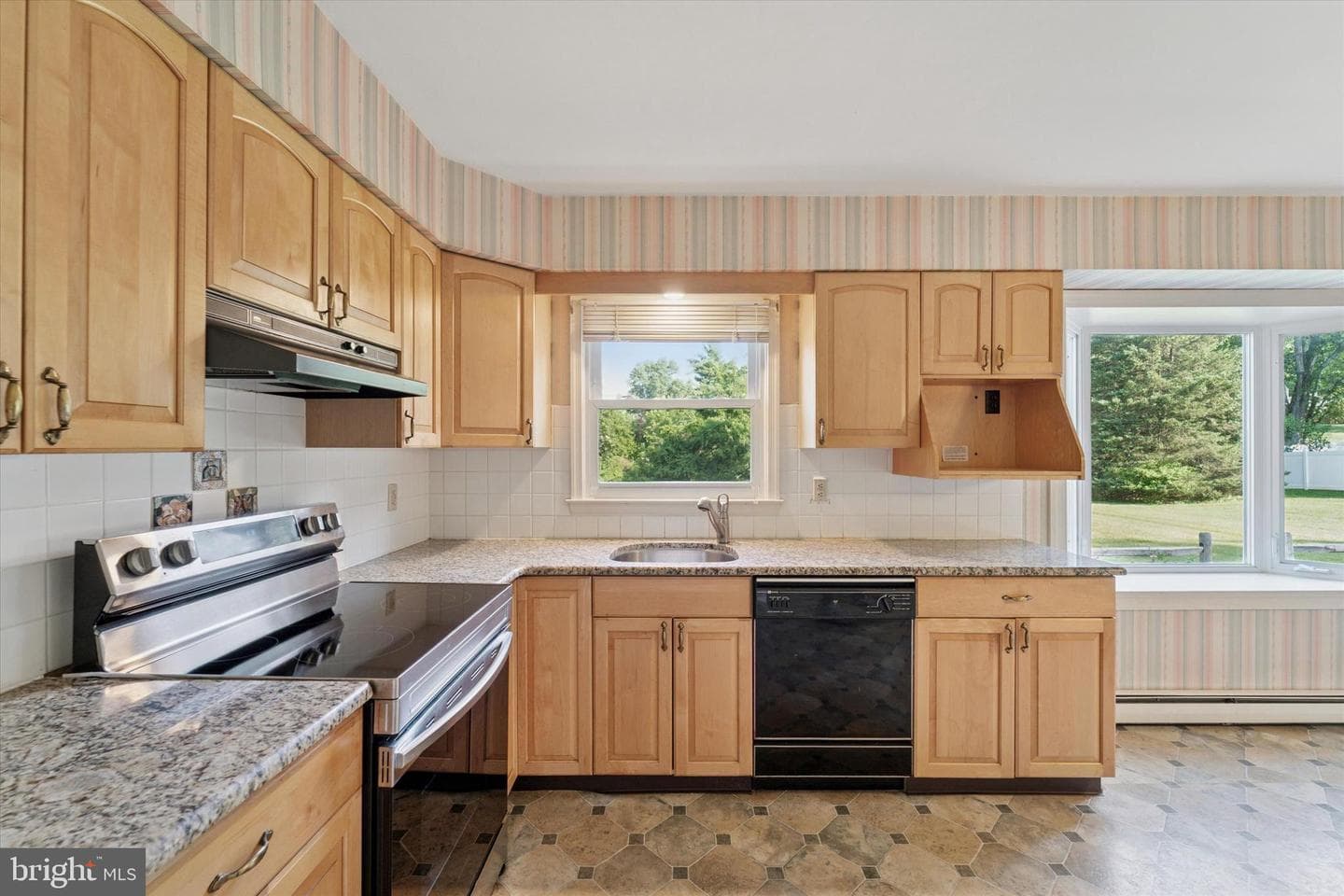 3154 Cloverly Drive photo 7