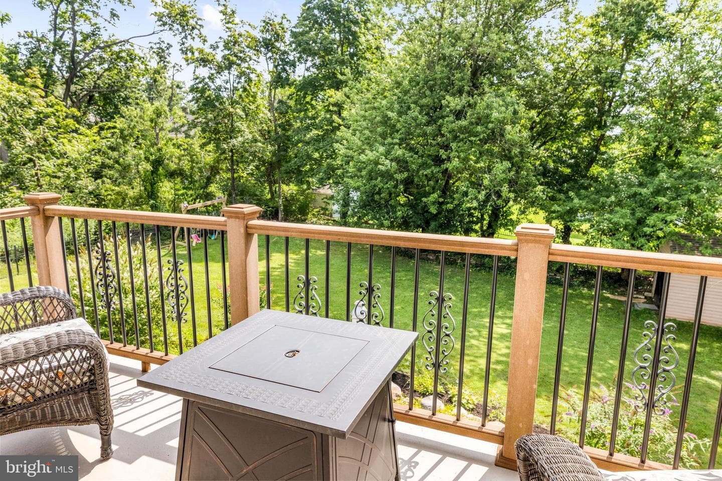 116 Birchwood Drive photo 40