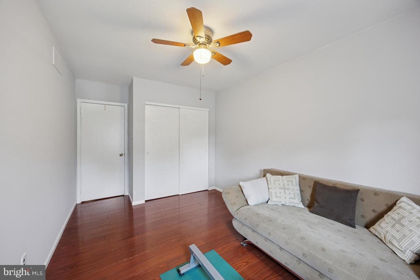 379 Glen Meadow Road photo 20