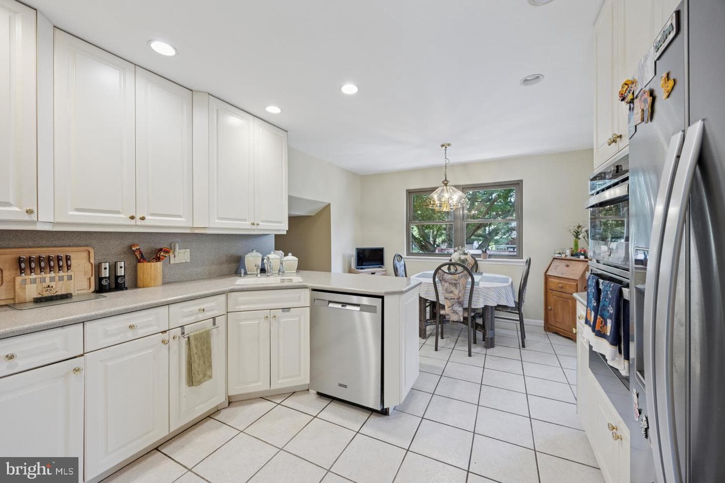379 Glen Meadow Road photo 6