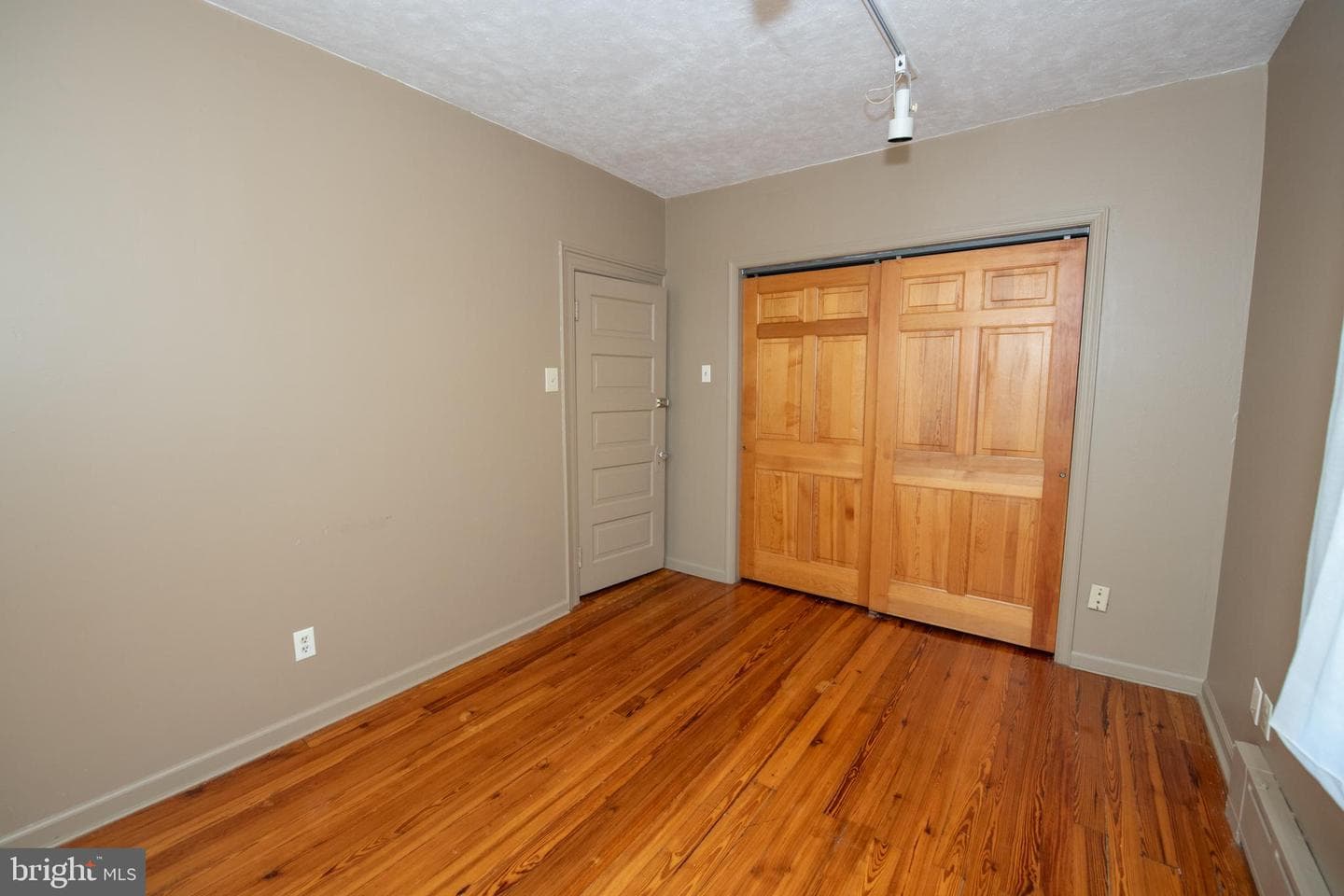 6220 N Radcliffe Street photo 51