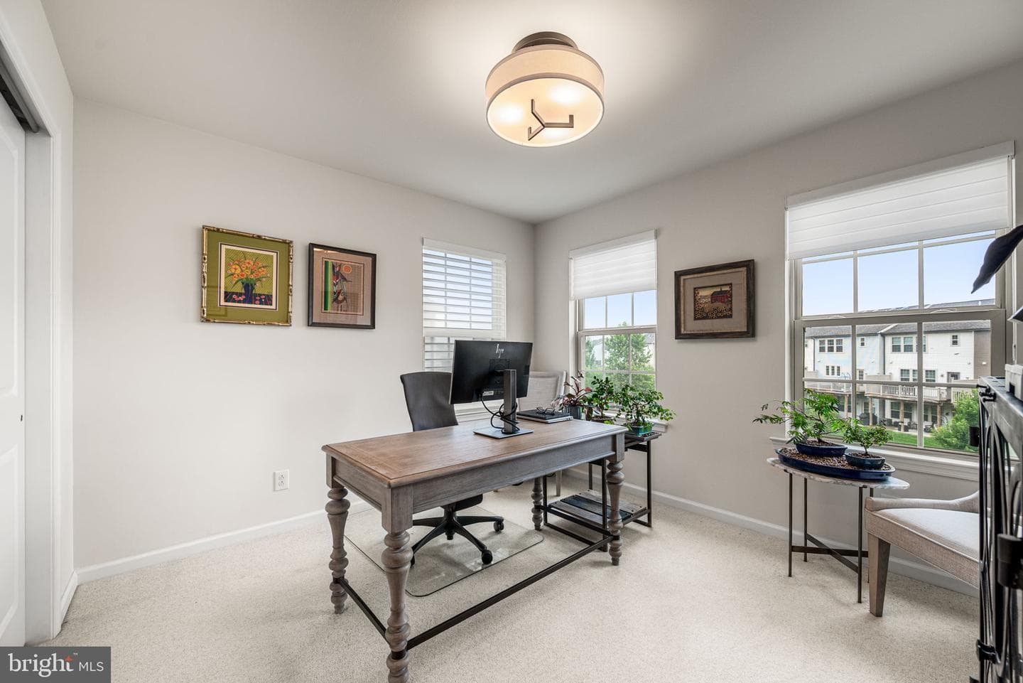 464 Rowan Street photo 23