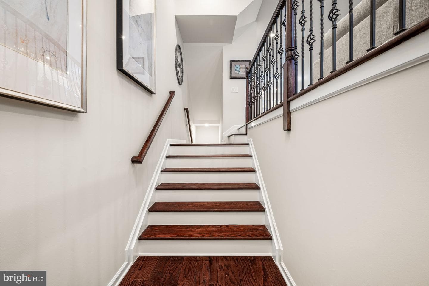 464 Rowan Street photo 3