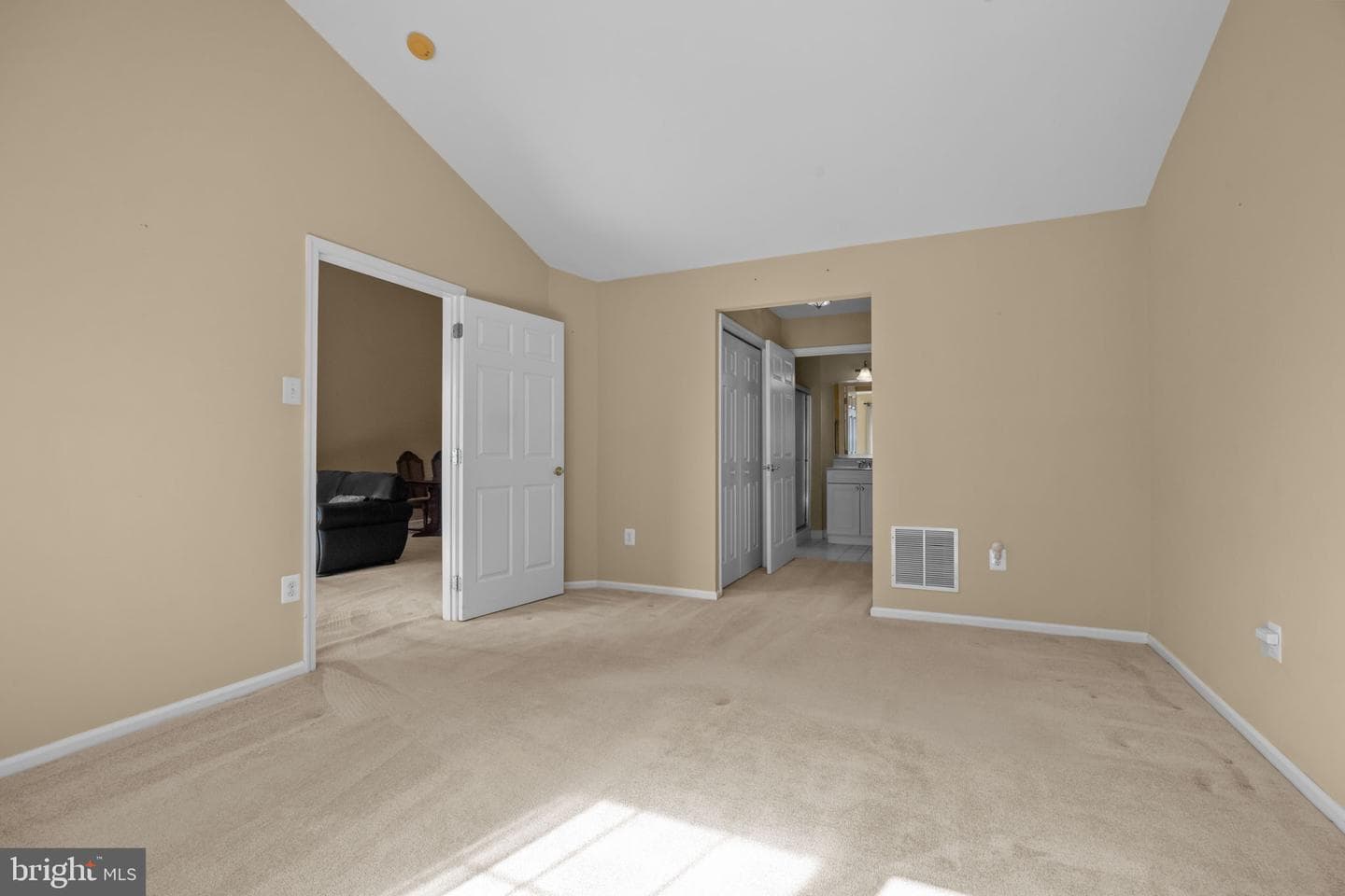 78 Ashley Drive photo 16