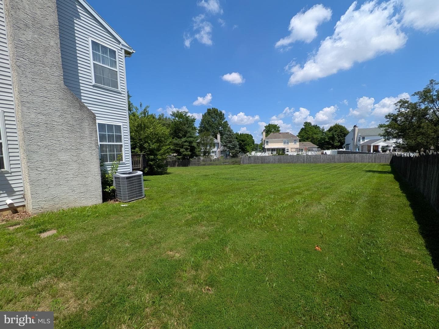 2622 Woodsview Drive photo 2