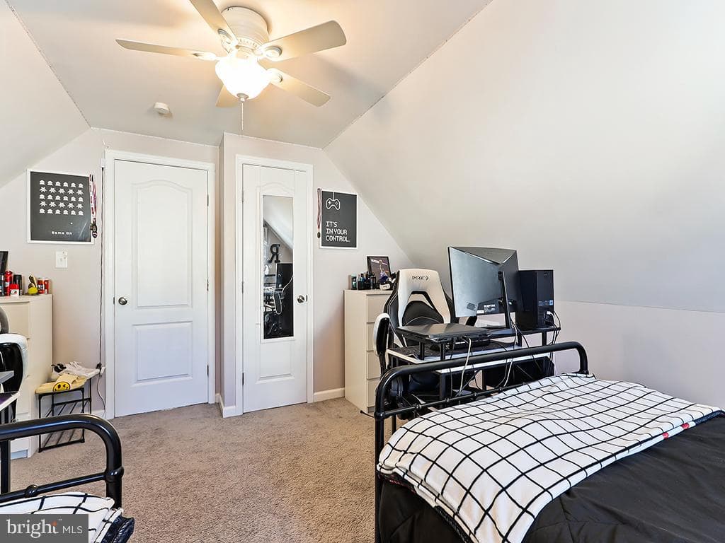 34 Parkside Circle photo 24