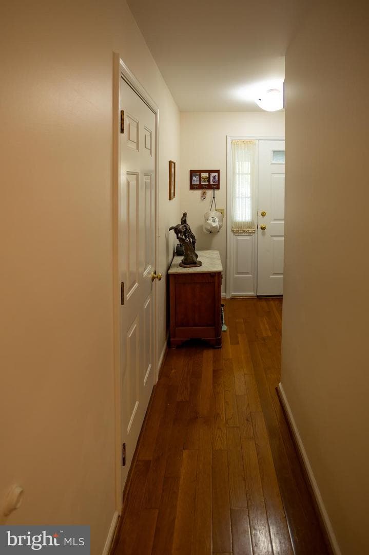 512 Campus Drive photo 12