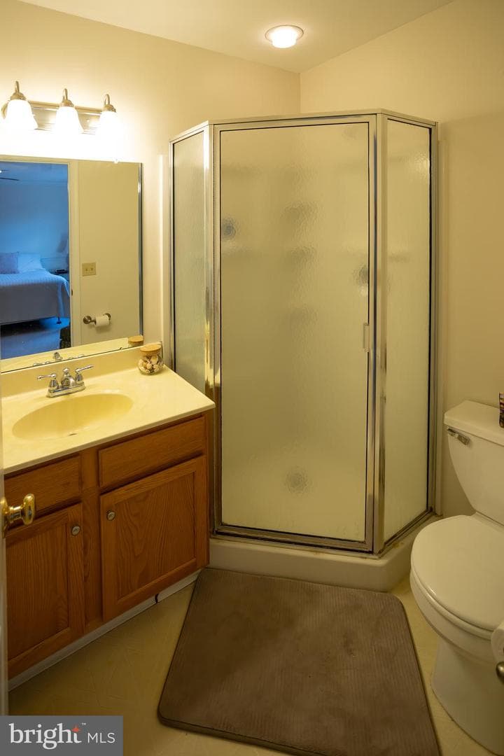 512 Campus Drive photo 15
