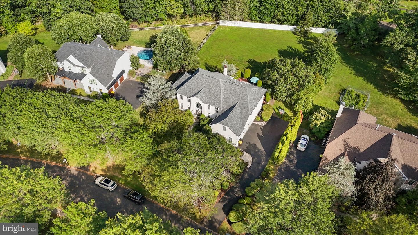 3689 Hancock Lane photo 1