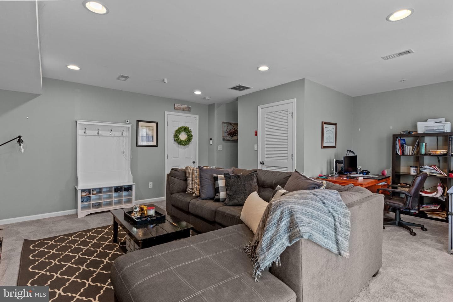 2234 Evin Drive photo 6