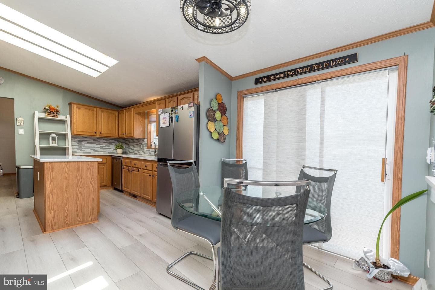 3000 Walnut Lane photo 17