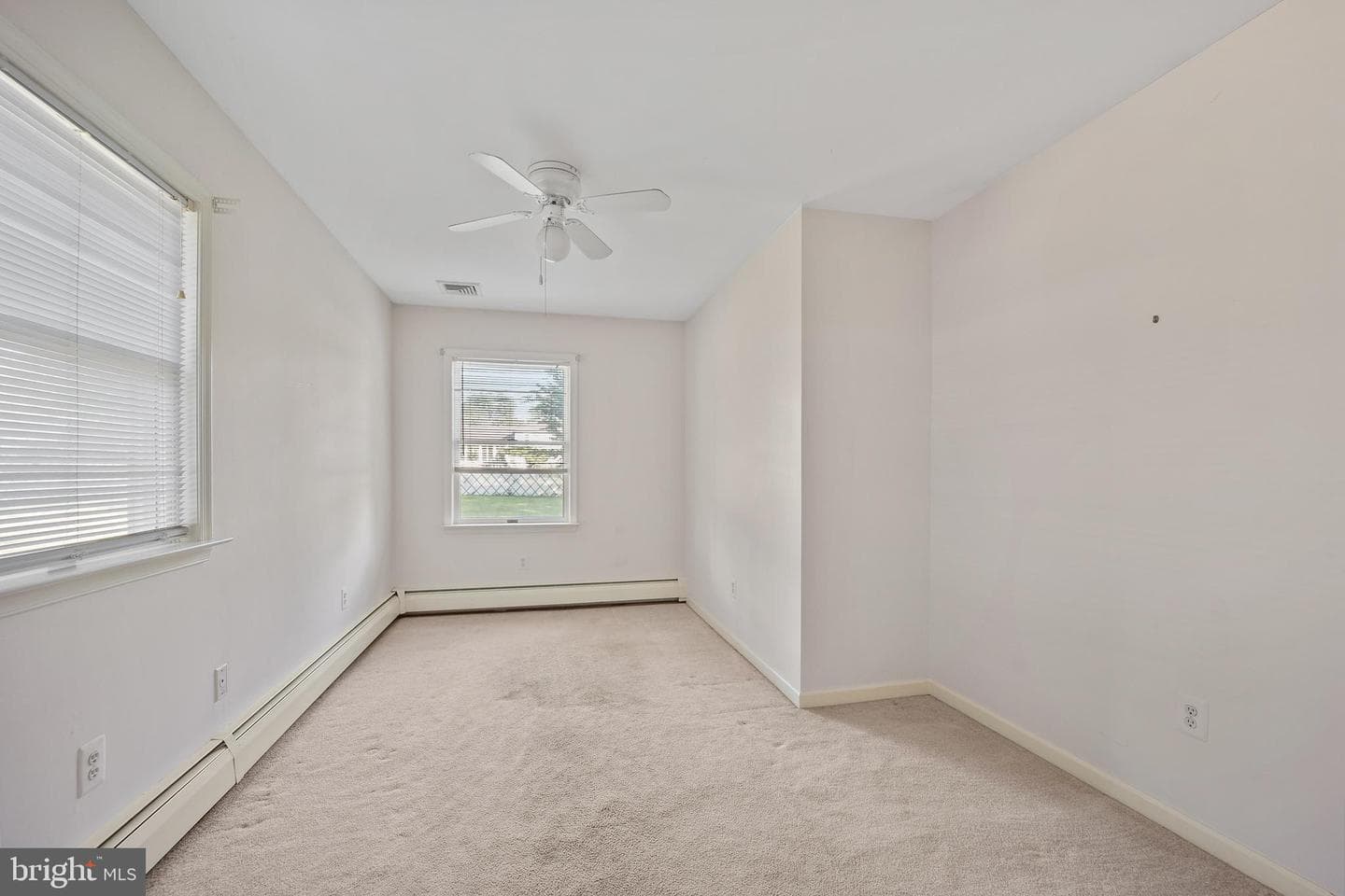 169 Marian Avenue photo 25