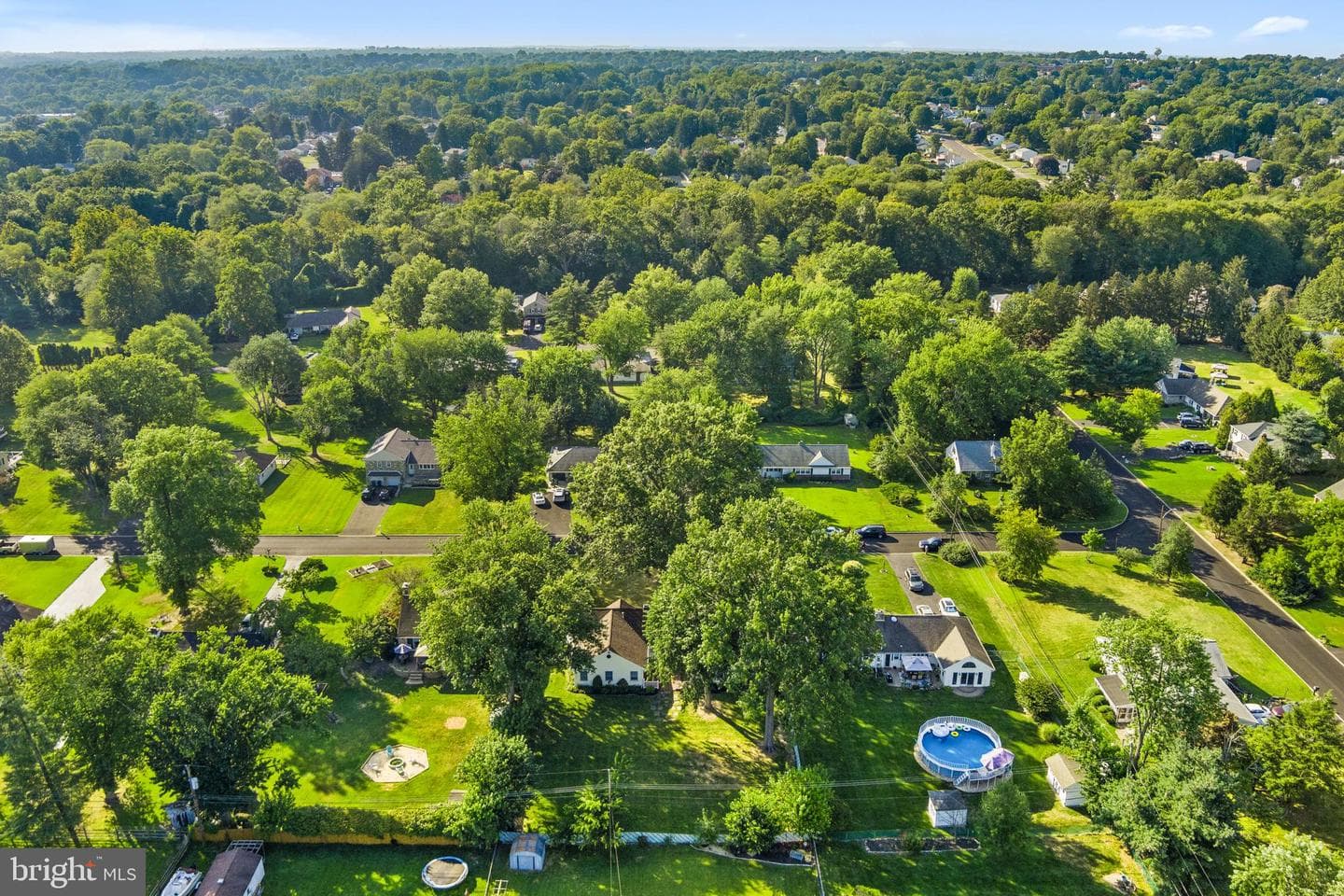 169 Marian Avenue photo 44