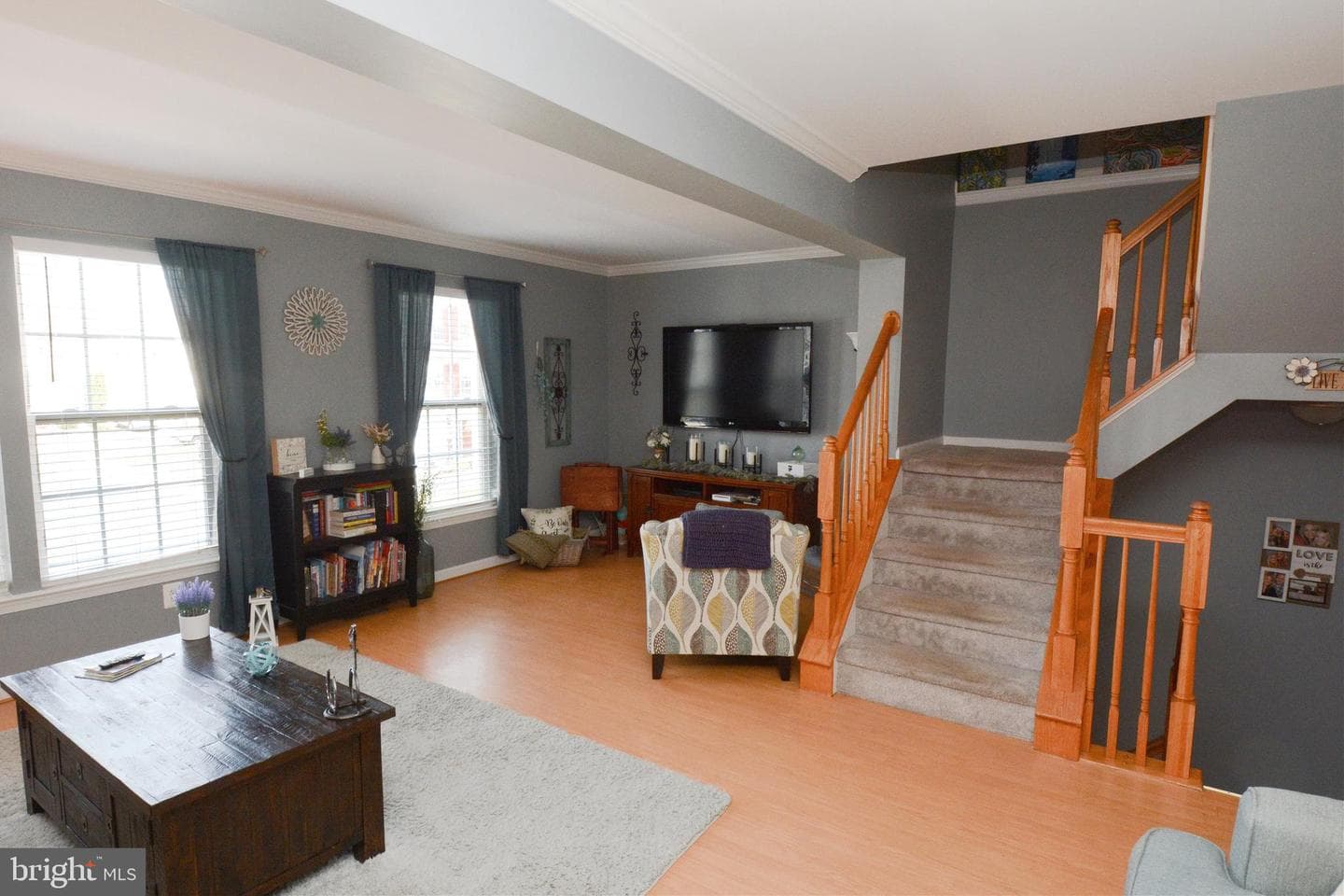 615 Village Court photo 12