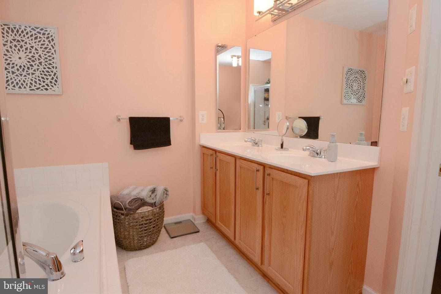 615 Village Court photo 31