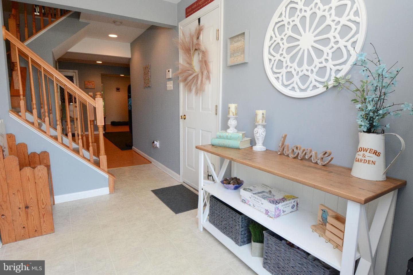 615 Village Court photo 4