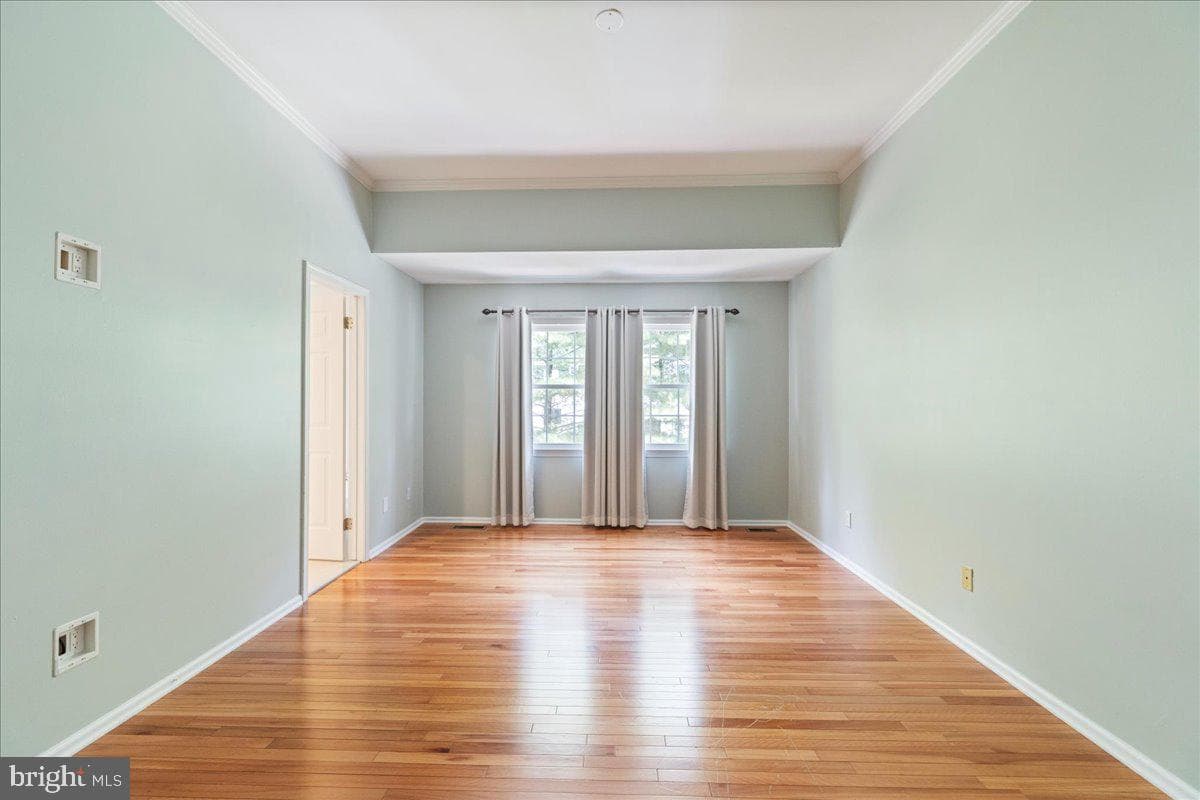 51 Sutphin Pines photo 12