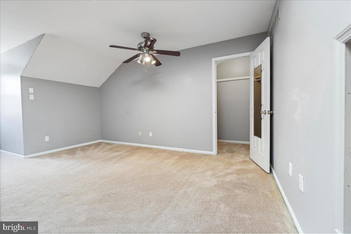 51 Sutphin Pines photo 27