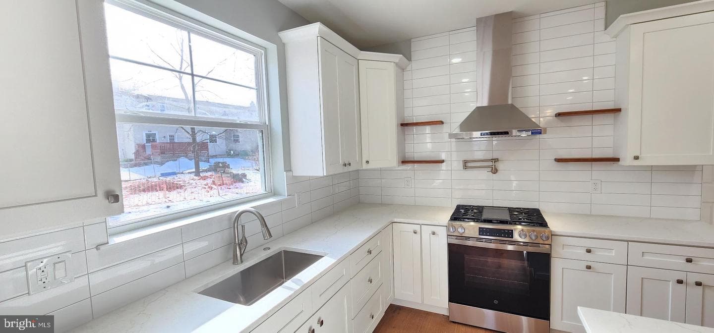 11b Fairview Avenue photo 13