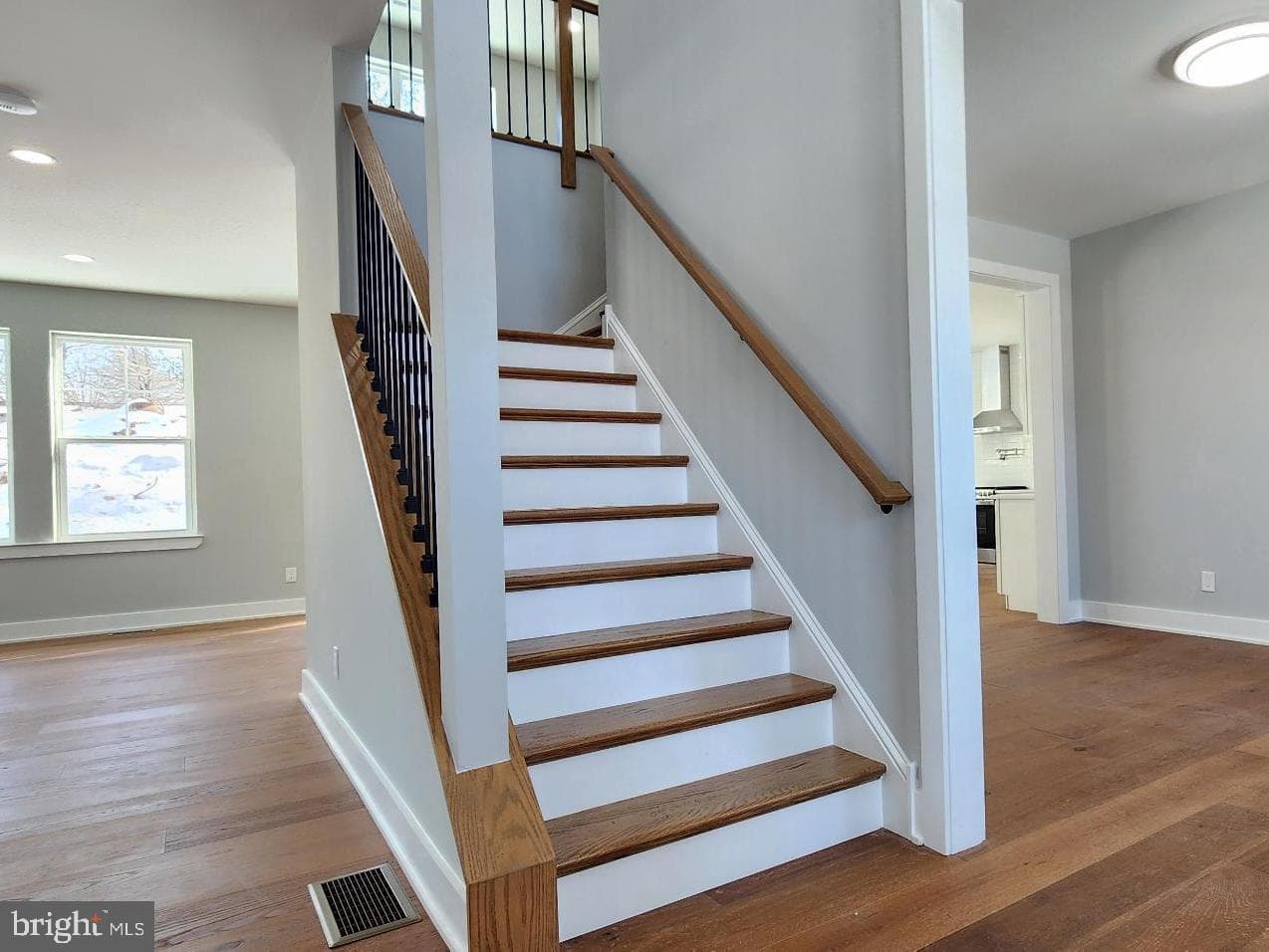 11b Fairview Avenue photo 4