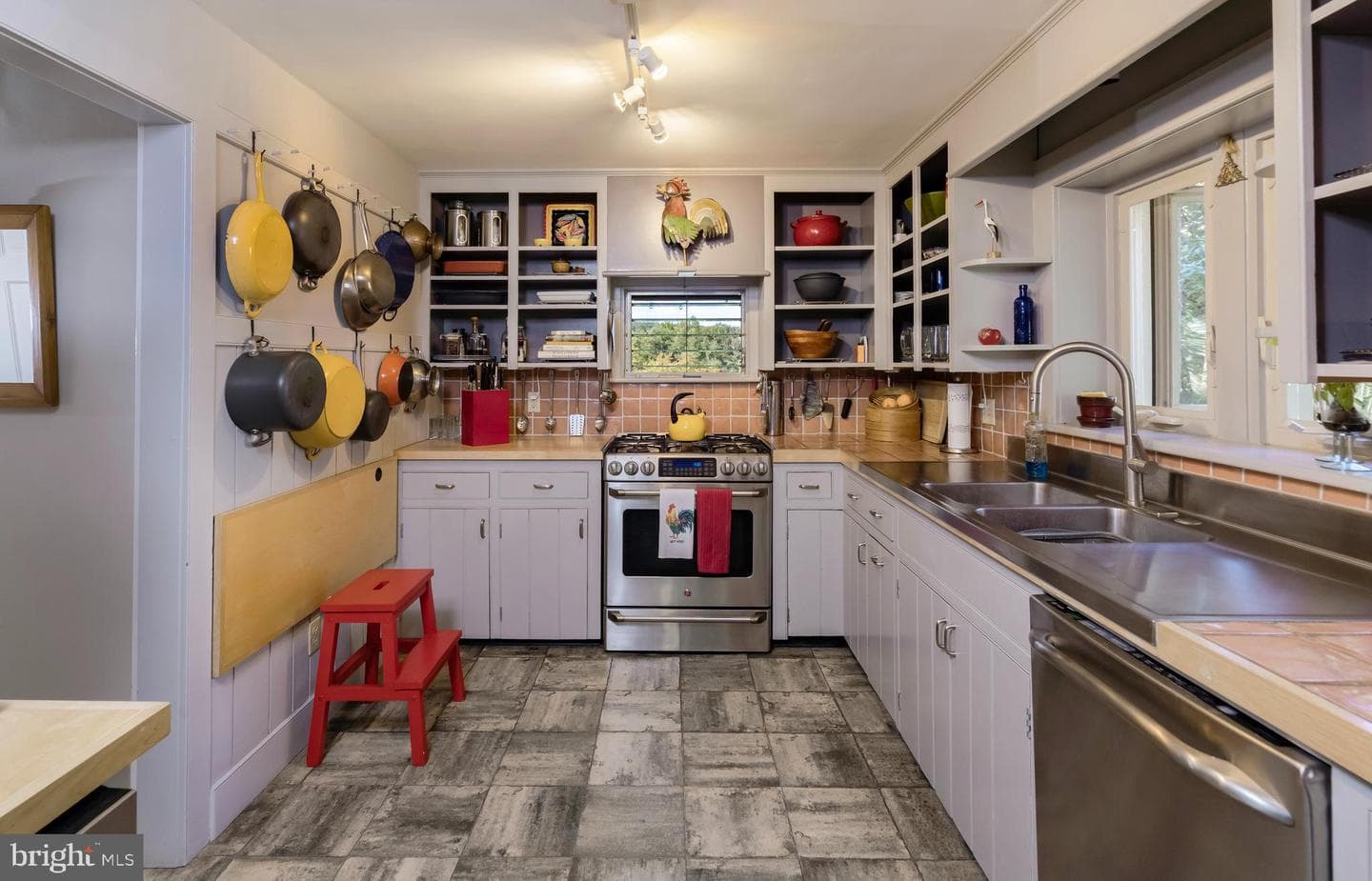 3596 River Road photo 14