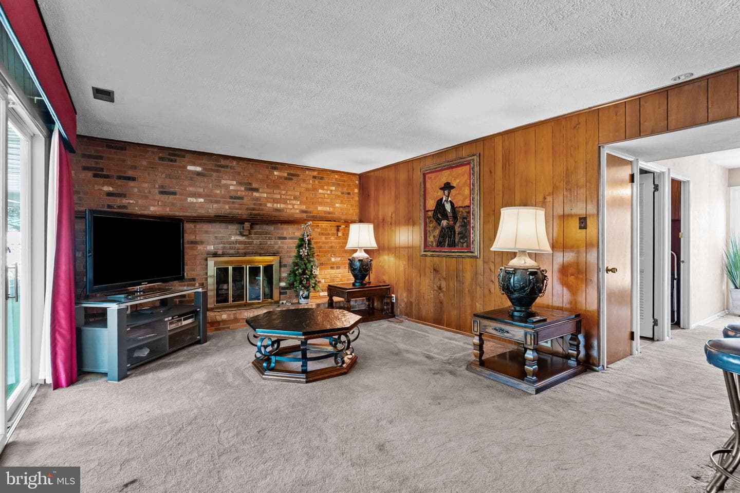 525 Cassingham Road photo 16